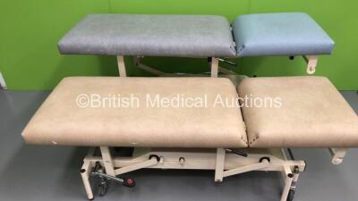 2 x Huntleigh Nesbit Evans Hydraulic Patient Examination Couches (Hydraulics Tested Working)