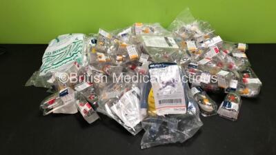 Job Lot of Consumables Including 1 x Fisher & Paykel Airvo2 900PT562 Airvo Tube and Chamber Kit with Nebulizer Adapter, Fisher & Paykel Optiflow Nasal Cannulas and Fisher & Paykel Neonatal Oxygen Therapy Nasal Cannulas (All in Date)