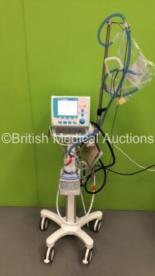 Acutronic Medical Systems Fabian Therapy Ventilator *Mfd - 2014* Software Revision - 5.2.1 on Stand with Hose and Fisher&Paykel MR850AEK Humidifier (Powers Up) *S/N AT11AC-0232*