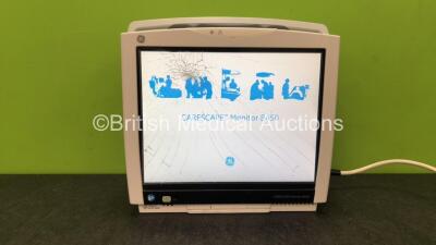 GE B450 Carescape Patient Monitor with 1 x GE Type M1024982 Module (Powers Up with Crack to Screen-See Photos) *SN SJA15077589HA*