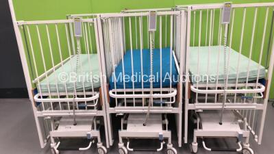 2 x Huntleigh Infant Cots with Mattresses (Electrics Tested Working)