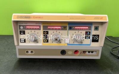 Eschmann TD411-RS Electrosurgical Unit (Powers Up with Alarm and Damaged Dial-See Photos)