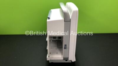 GE B650 Touch Screen Patient Monitor *Mfd 01-2014* (Powers Up) - 5