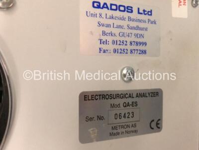 Metron QA-ES Mk II Electrosurgical Analyzer Software Version 1.32 (Powers Up) *SN 06423* - 4