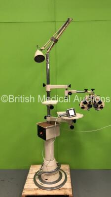 EYCO Vision Tester on Hydraulic Stand with Lamp (Powers Up with No Bulb)