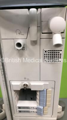 Siemens Servo-I Ventilator Model No 06487800 System Version - V8.0, System Software Version - V8.00.01 Total Operating Hours 130770 - with Hoses (Powers Up) *S/N 13534* - 15