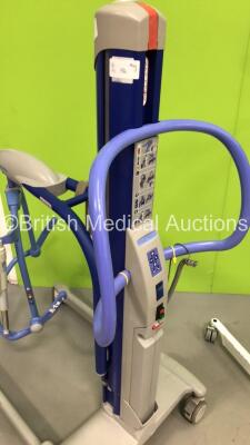 2 x Arjo Maxi-Move Electric Patient Hoist with 1 x Battery and 2 x Controllers (Both Power Up) and 1 x Oxford 175 Major Hydraulic Patient Hoist *S/N 75464 / 100054* - 4