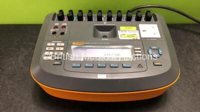 Fluke ESA620 Electrical Safety Analyzer Unit Software Version 2.1 (Power Up)