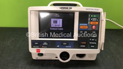 Physio Control Lifepak 20 Defibrillator / Monitor Including Pacer, ECG and Printer Options (Powers Up)