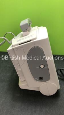 Philips HeartStart MRx Defibrillator with Pacer, ECG and Printer Options with 1 x M3539A Module, 1 x M3538A Battery and 1 x Paddle Lead *Mfd 2011* **SN US00547778** - 2