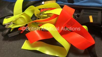 Mixed Lot Including 2 x Prometheus Leg Splints, 2 x Carry Bags, 1 x Duramedic Vacuum Splint and 3 x Safety Straps - 2