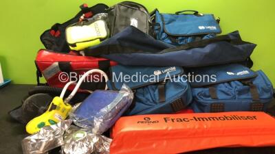 Mixed Lot Including Evac U Splints, Carry Bags 1 x Ferno Frac Immobiliser and 1 x Pneupac VR1 Airmax Valve