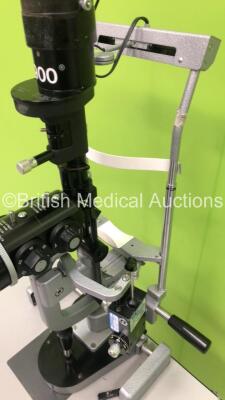 Haag Streit Bern SL900 Slit Lamp with Binoculars, 2 x 12,5x Eyepieces and Tonometer on Hydraulic Table (Powers Up) *S/N 900.2.1.53409* - 8