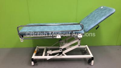 Huntleigh Nesbit Evans Hydraulic Patient Examination Couch (Hydraulics Tested Working)