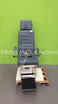 Unknown Make of Electric Dental Chair with Controller (Powers Up) *S/N FS0207445* - 2