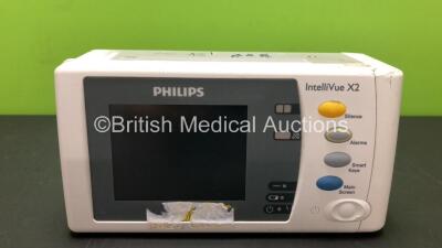 Philips IntelliVue X2 Handheld Patient Monitor Including Press,Temp, NBP, SpO2 and ECG/Resp Options (No Power, Does Not Hold Battery, Damaged Casing - See Photos)