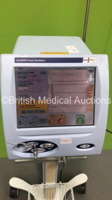 SLE5000 Infant Ventilator HFO TTV Plus Model M-1 Software Version 5.0 on Stand with Hoses (Powers Up) * Mfd 10/2011 * **SN 55062** - 4