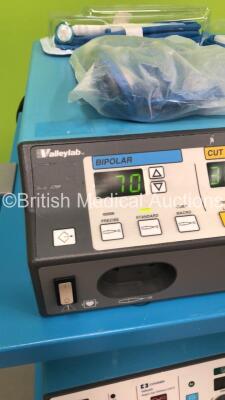 Valleylab Force FX-8C Electrosurgical / Diathermy Unit on Stand with Dome Footswitch, Valleylab Argon Gas Delivery Unit II with Accessories (Powers Up) *S/N F2E22365A / G3B2791UX* **A/N 0005801 / MP24033 / MP24033* - 4