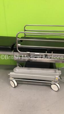 Anetic Aid QA2 Hydraulic Patient Trolley with Cushions (Hydraulics Tested Working) - 4