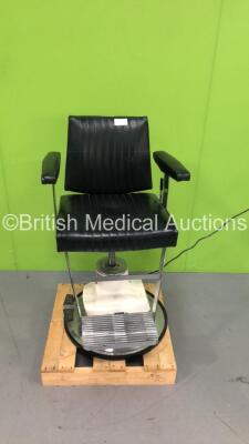 Belmont Electric Dental Chair (Powers Up)