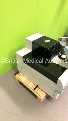 PerkinElmer Wallac Wizard 2 2470 Automatic Gamma Counter S/W 1.00 Rev2 (Powers Up) *S/N 10095564* - 8