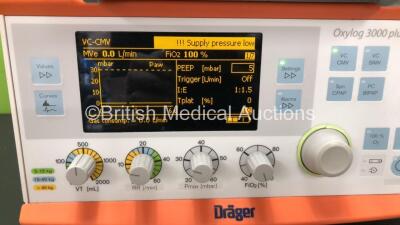 Drager Oxylog 3000 Plus Transport Ventilator Software Version 01.08 *Mfd 2011* with 1 x Hose and 1 x Power Supply (Powers Up with Slight Damage to Casing - See Photos) - 3