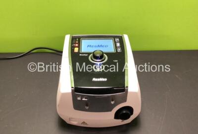 ResMed Stellar 100 CPAP Unit with 1 x AC Power Supply (Powers Up, Missing Rear Casing - See Photos) *SN 20170222306*