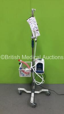 Fisher and Paykel Airvo 2 Humidifier on Stand with Hose (Powers Up) *S/N 170220045613*