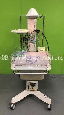 Fisher and Paykel Neopuff Infant Resuscitaire with Mattress and Bird Low Flow Air/02 Blender (Powers Up) *S/N 050301000285*