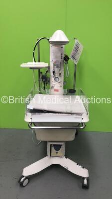 Fisher and Paykel Neopuff Infant Resuscitaire with Mattress and Bird Low Flow Air/02 Blender (Powers Up - Bulb Not Lighting Up - See Pictures) *S/N 050224000266*