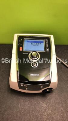 ResMed Stellar 150 CPAP Unit (Powers Up) *SN 20121439642*