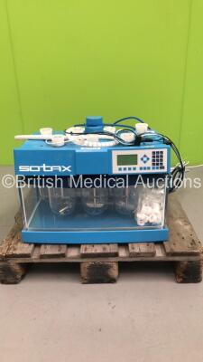 Sotax At7 Smart Semi Automatic Dissolution Tester (Powers Up)