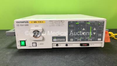 Olympus EVIS CLV-U20 Light Source (Powers Up) *SN 7368098*