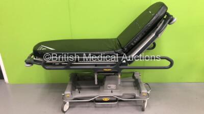 Anetic Aid QA3 Hydraulic Patient Trolley with Mattress (Hydraulics Working)