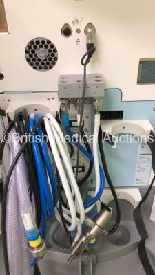 Drager Primus Infinity Empowered Anaesthesia Machine Software Version - 4.30.00 Operating Hours - Ventilator 992 h - Mixer 15612 h with Hoses (Powers Up) *S/N ASCB-0041* - 5