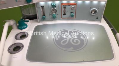 GE Datex-Ohmeda Avance CS2 Anaesthesia Machine Software Version 10.01 with Bellows and Hoses (Powers Up) *S/N APKS01029* - 3