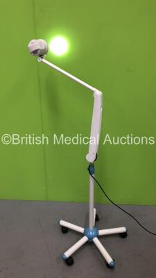 ACEM Examination Light on Stand (Powers Up with Some Damage - See Photos) *IIR10201-07*