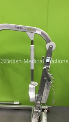 4 x Viking M Electric Patient Hoists with 4 x Batteries and 2 x Controllers (All Power Up) - 7