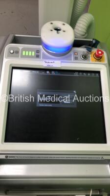 DRGEM Topaz-32D Mobile X-Ray with DRGEM Wireless Digital Flat Panel Detector Model Mano4336W (Powers Up with Key - Key Included) *S/N DRK2040027A* **Mfd 04/2020** - 2