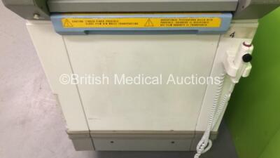 GE AMX 4 Plus - IEC Mobile X-Ray Model No 2275938 (Powers Up with Key - Key Included - General Marks / Damage to Machine - See Pictures) *S/N 979340WK7* **Mfd 04/2003** - 3