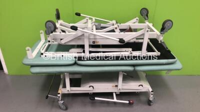 2 x Hoskins Medical Patient Examination Couches (Hydraulics Tested Working)