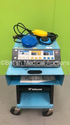 Valleylab Force FX Electrosurgical / Diathermy Unit on Stand with Footswitch (Powers Up) *S/N F7K4488A*