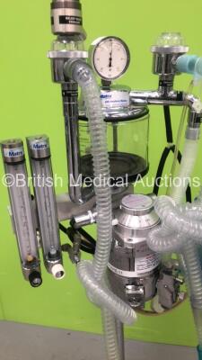 Matrix VMC Anaesthesia Machine with Hallowell Veterinary Anaesthesia Ventilator Model 2000, Absorber, Bellows and Isotec 3 Vaporizer (Powers Up) - 3