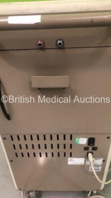 Midmark VetPro 100 Dental Delivery Unit with Hoses and 1 x Handpiece (Powers Up - Missing Dials - See Pictures) - 4