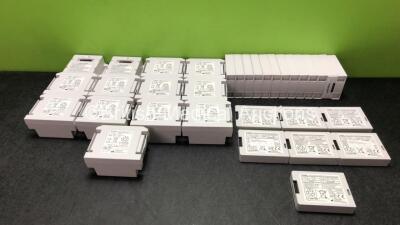 Job Lot of 13 x Fukuda Denshi Type BTO-005 Lithium L-Ion Battery Packs and 20 x Fukuda Denshi Type BT0-008 Battery Packs *All Untested*