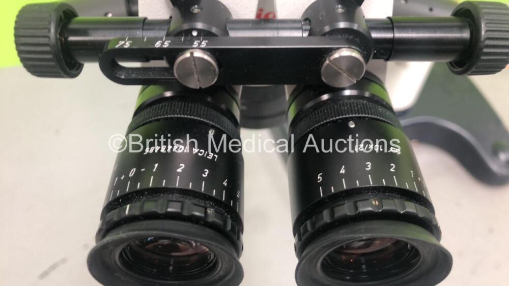 Leica M841 Surgical Microscope Version 2.01 with Leica Binoculars, 2 x