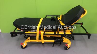 Stryker Power-Pro TL Ref 6550 Motorized Ambulance Stretcher *Mfd - 2016-12* with 1 x Battery and Mattress (Tested Working)