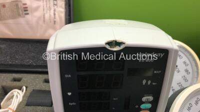 Mixed Lot Including 1 x Pace Medical Dual Chamber Temporary Cardiac Pacemaker with 1 x Connection Cable (Untested Due to Possible Flat Batteries) 1 x Mindray VS-800 Patient Monitor (Holds Power with Blank Display and Damaged Light-See Photos) 16 x Acuson - 4