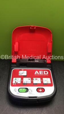 Mediana Ref A15M-G4-0EH AED Defibrillator with 2 x Mediana M6056 Non Rechargeable Batteries (Powers Up with Unit Failed Error)