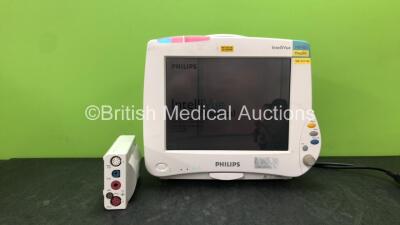 Philips Intelli Vue MP40 Patient Monitor *Mfd 03-2005* with 1 x Philips M3001A Opt A01C06C12 Module Including ECG, SpO2, NBP, Temp and Press Options *Mfd 08-2010* (Powers Up with Cracked Casing and Damaged Dial-See Photos) *SN DE9007W5529, DE44004805* *H*